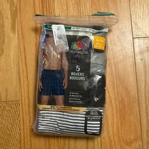 XL fruit of the loom boxers (set of 4)
